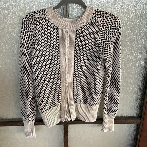 Thakoon Collective
Mixed Honeycomb Sweater size XS fits to small. - Picture 8 of 10